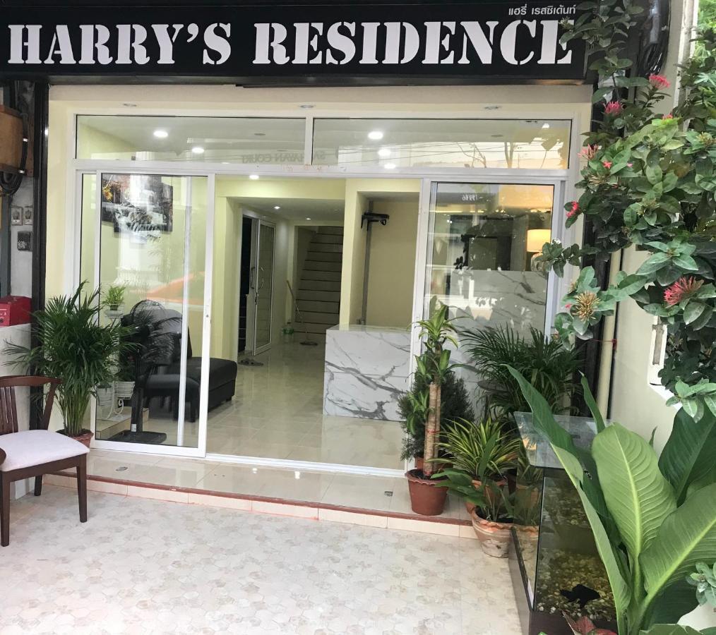 Harrys Resiendence Hotel Bangkok Exterior photo